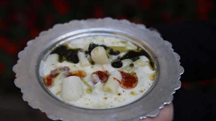 Kelle Paça Yerine Bunu Tüketiyorlar Yoğurt, Et, Nohut, Taze Soğan ve Sarımsakla Yapılıyor Kış Hastalıklarına Birebir