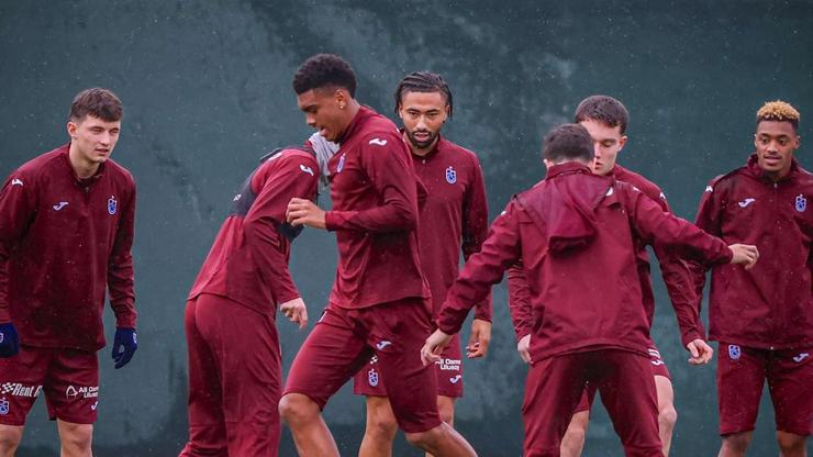 Trabzonspor, Beşiktaş maçına kenetlendi! Onuachu yok, yeni çözüm ne olacak? Trabzonspor, Beşiktaş maçına kenetlendi! Onuachu yok, yeni çözüm ne olacak?