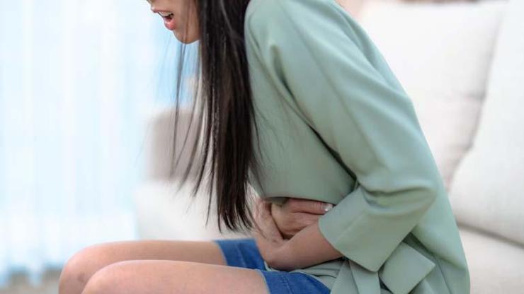 Aniden Başlayan ve Aynı Anda Görülen Karın Ağrısı ile Nefes Darlığına Dikkat