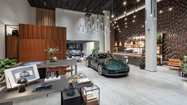 Yeni Cayenne Electric Istanbul Studioda tanıtıldı