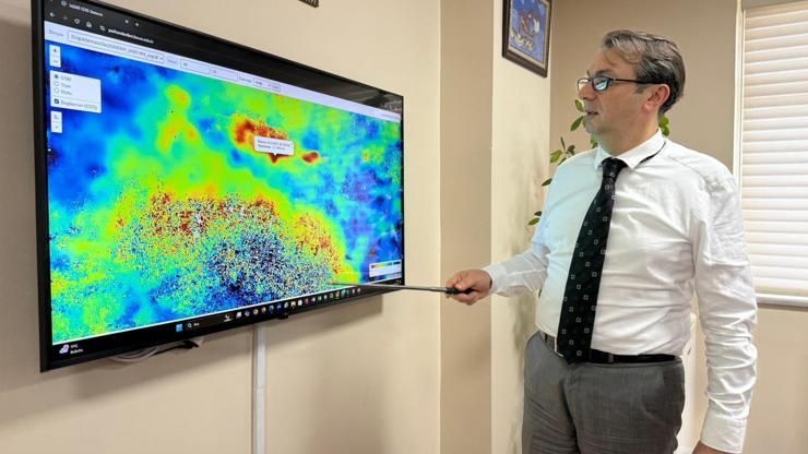 Uydu görüntülerinde fark edildi! 2 noktayı işaret etti Uydu görüntülerinde fark edildi! 2 noktayı işaret etti