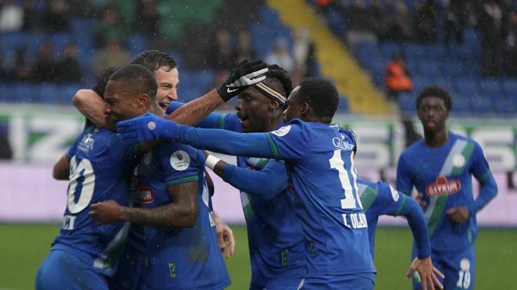 Çaykur Rizespor’dan Eyüpspor’a karşı net galibiyet