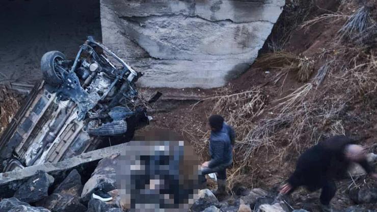 Sivasta otomobil menfeze devrildi; 1 ölü, 2 yaralı