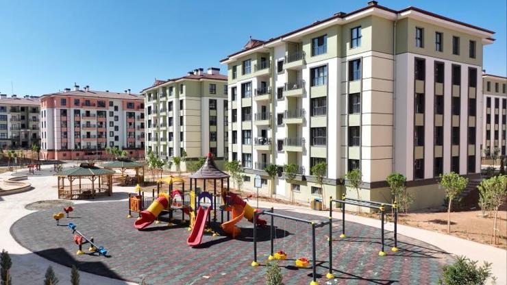 yuzyilin-konut-projesinde-basvuru-sureci-bitiyor-iste-ilk-kura-cekimi-tarihi