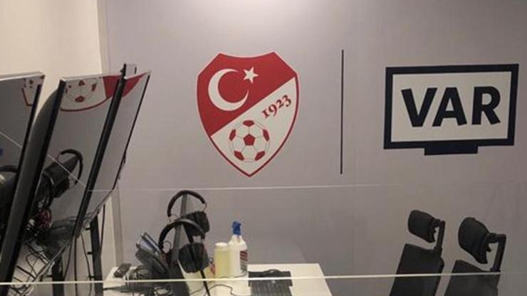 Süper Kupa finalinin VAR hakemi belli oldu Süper Kupa finalinin VAR hakemi belli oldu