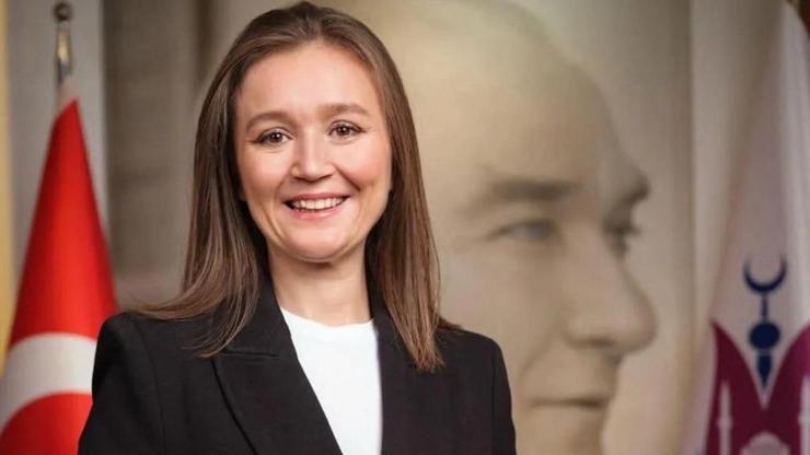 Şehzadeler Belediye Başkanı Gülşah Durbay hayatını kaybetti Şehzadeler Belediye Başkanı Gülşah Durbay hayatını kaybetti