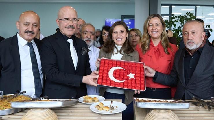 Kadın ustalar en iyi baklavayı yapmak için yarıştı