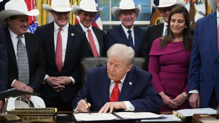 Trump ikinci döneminde rekor kırdı