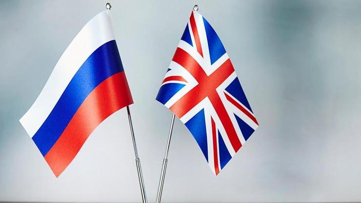 İngiltere’den Rus petrolüyle bağlantılı 24 kişi ve kuruluşa yaptırım