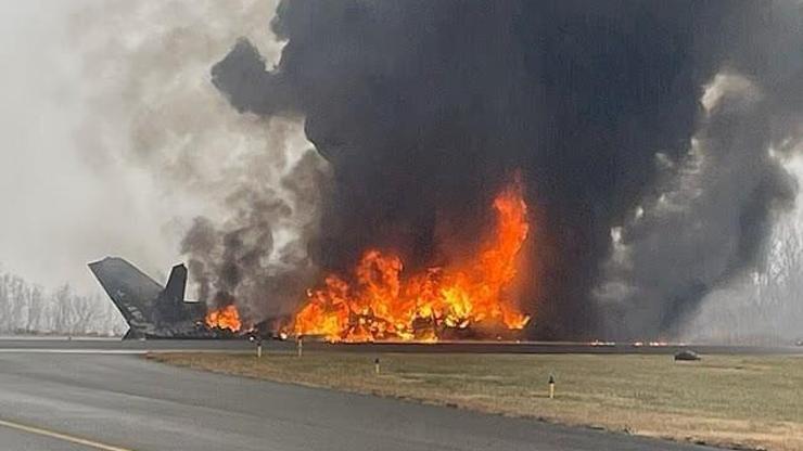 ABD’de havaalanına iniş yapan özel jet düştü