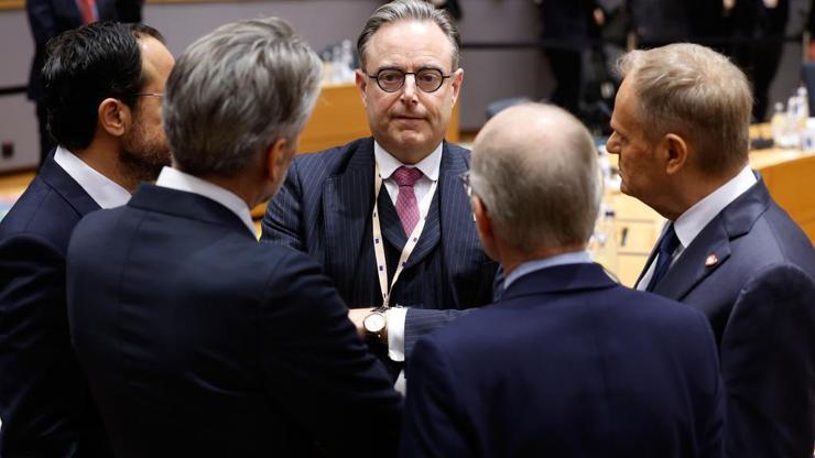 AB’de ‘Rus parası’ krizi: İşte Brükseldeki zorlu zirvede yaşananlar