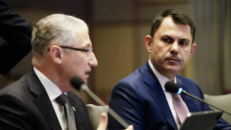 Bakan Kurum, COP29 Başkanı Babayev ile görüştü Bakan Kurum, COP29 Başkanı Babayev ile görüştü