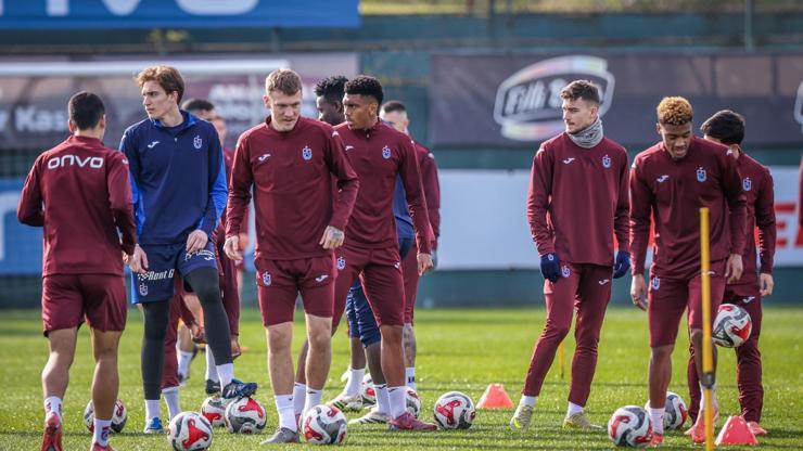 Trabzonspor kafilesi, 11 eksikle Ankara'ya gitti Trabzonspor kafilesi, 11 eksikle Ankara'ya gitti