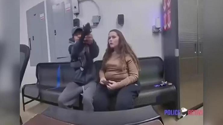 Hırsızlık cinayete teşebbüse döndü Silah tutukluk yapınca yakayı ele verdi