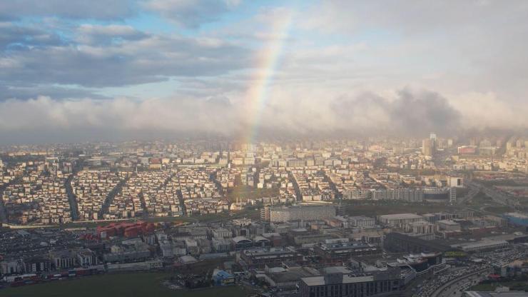 İstanbul'da gökkuşağı sürprizi