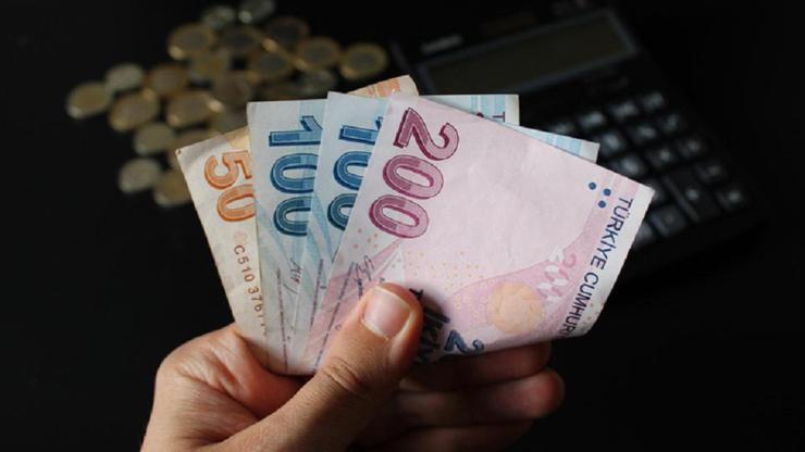 Yeni asgari ücret ne olacak Uzman isim olası 3 senaryoyu değerlendirip rakam verdi