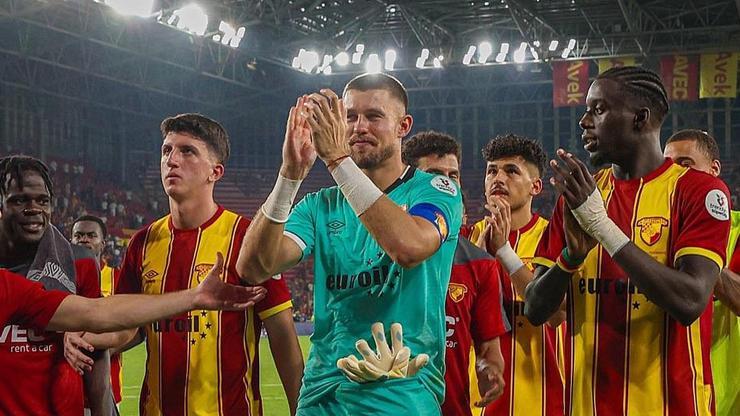 Süper Lig'de ilk devrenin en az gol yiyen takımı Göztepe oldu Süper Lig'de ilk devrenin en az gol yiyen takımı Göztepe oldu