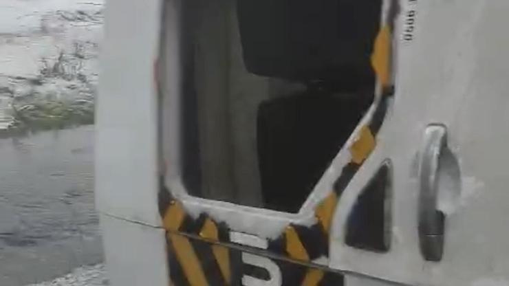 Öğrenci servis minibüsü devrildi: 15 yaralı