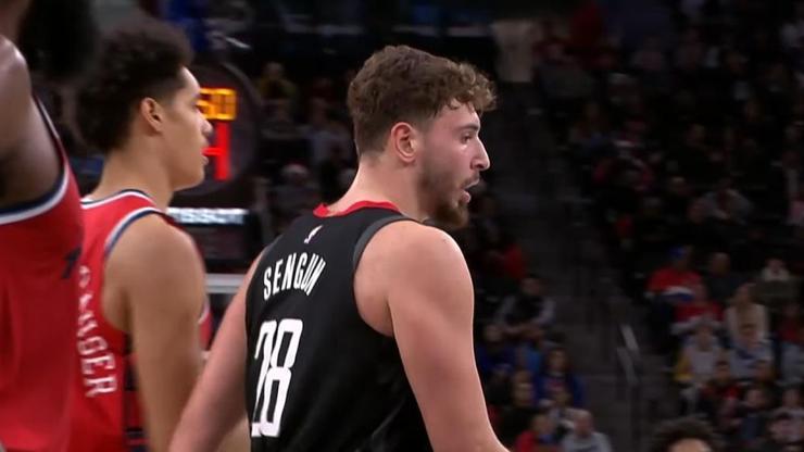 Rockets, Clippers'a kaybetti! Alperen Şengün'den double-double...