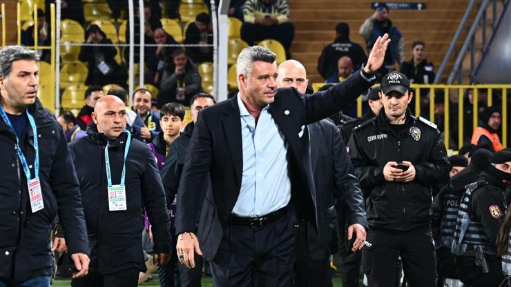 Serbest bırakılan Sadettin Saran, Fenerbahçe kulüp binasına geldi