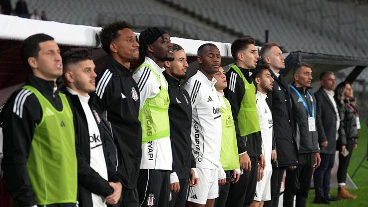 Beşiktaş'ta yedek kulübesi sınıfta kaldı