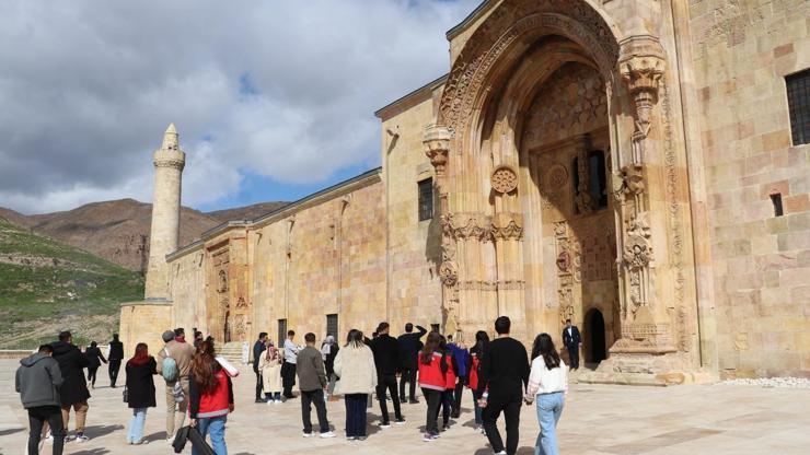  Depremde zarar gören 109 vakıf eserinin restorasyonu tamamlandı