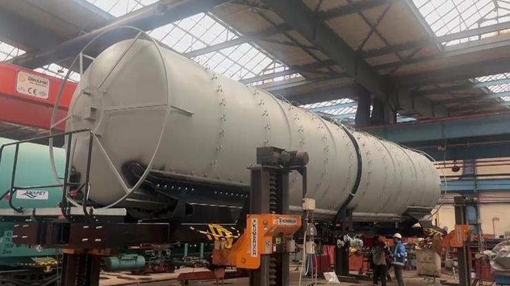 Yerli yük vagonu Milli Savunma Bakanlığına teslim