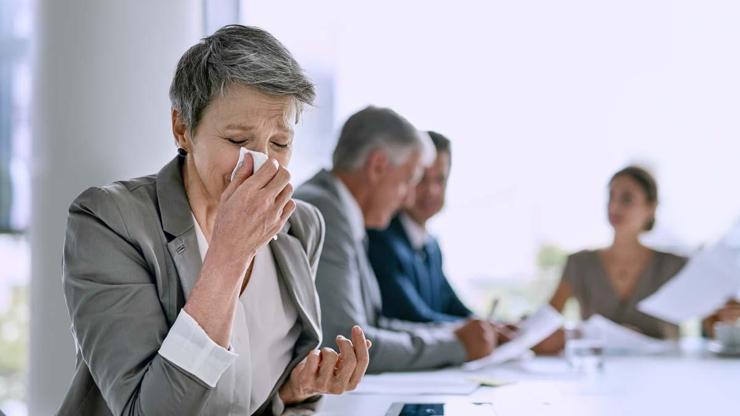 GRİP Mİ, SOĞUK ALGINLIĞI MI Belirtileri Aynı Ancak Seyir ve Sonuçları Farklı... Grip ve Soğuk Algınlığını Birbirinden Ayıran Sinyaller Neler