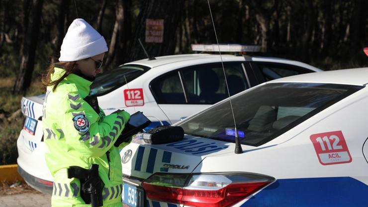 Antalya'da son 1 haftada 12 bin 530 araç ve sürücüsüne ceza Antalya'da son 1 haftada 12 bin 530 araç ve sürücüsüne ceza