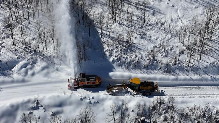 Tunceli’de 301 köy yolu kardan kapandı Tunceli’de 301 köy yolu kardan kapandı