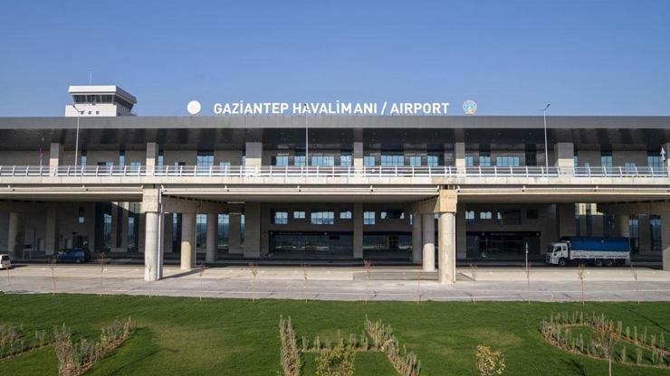 Gaziantep Havalimanı uçuşlara açıldı Gaziantep Havalimanı uçuşlara açıldı