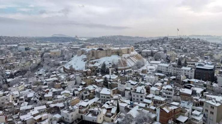 Gaziantep’te okullara kar tatili Gaziantep’te okullara kar tatili