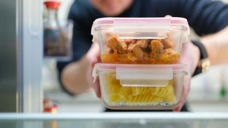 Bu 10 Ürünü Asla Plastik Kaplarda Saklamayın Zararını Duyunca Şoke Olacaksınız