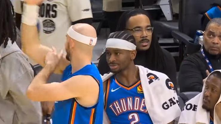 Oklahoma City Thunder, eksik Golden State Warriors karşısında farka gitti Oklahoma City Thunder, eksik Golden State Warriors karşısında farka gitti