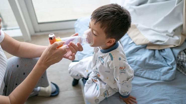 Evdeki görünmez tehdit: Çocuklarda astımı tetikliyormuş Evdeki görünmez tehdit: Çocuklarda astımı tetikliyormuş