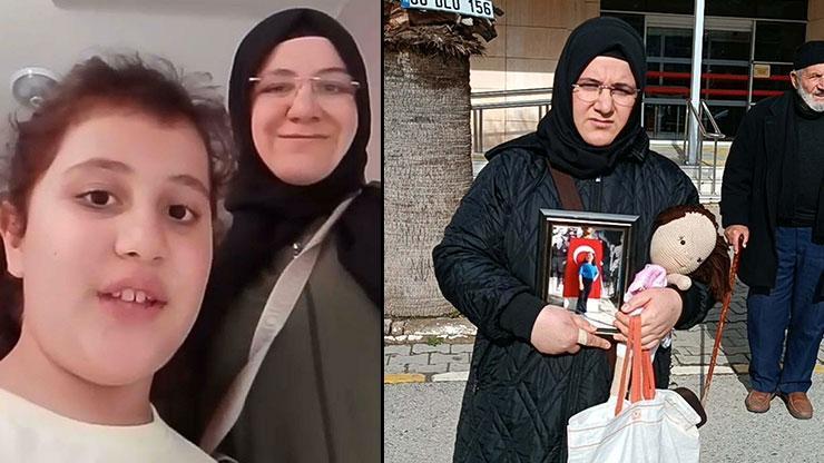 Anne, oyuncak bebekle hakim karşısında Anne, oyuncak bebekle hakim karşısında