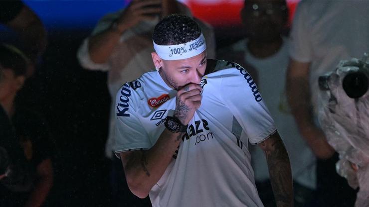 Santos, Neymar'ın sözleşmesini uzattı