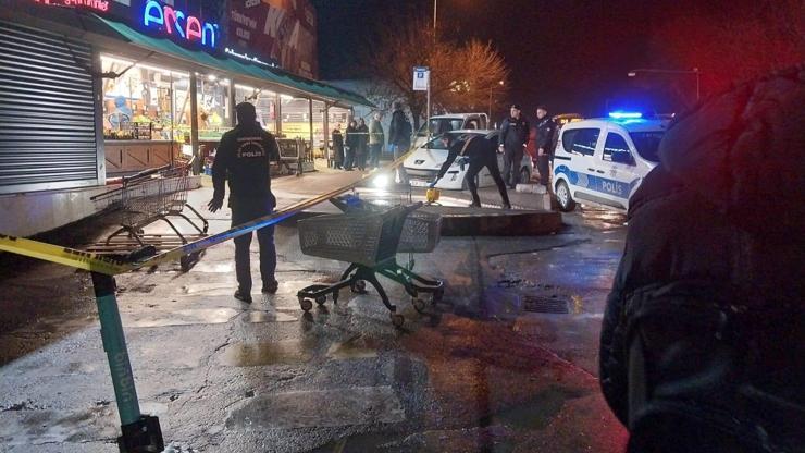 Sakarya’da bıçaklı kavga: 1 ölü Sakarya’da bıçaklı kavga: 1 ölü