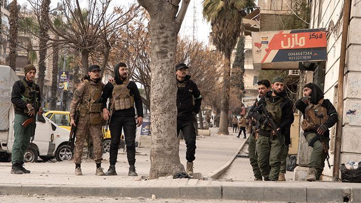 Son mahalle de kurtarıldı! Suriye Ordusu: Halep YPG'den temizlendi