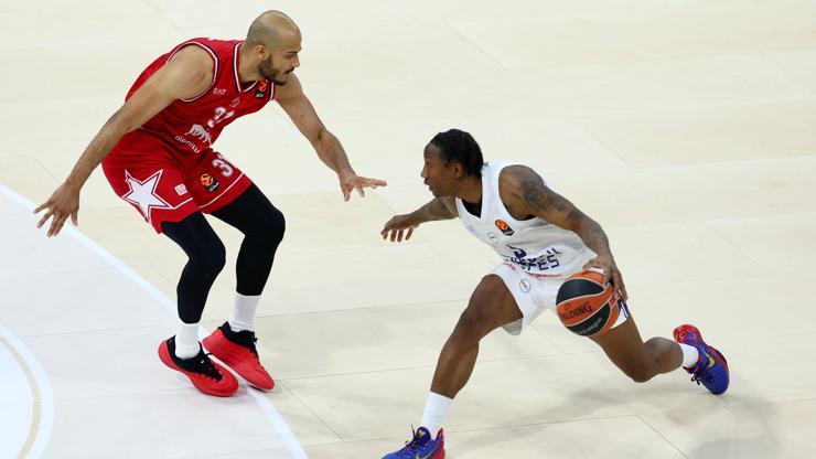 Anadolu Efes, deplasmanda Olimpia Milano'ya mağlup oldu Anadolu Efes, deplasmanda Olimpia Milano'ya mağlup oldu