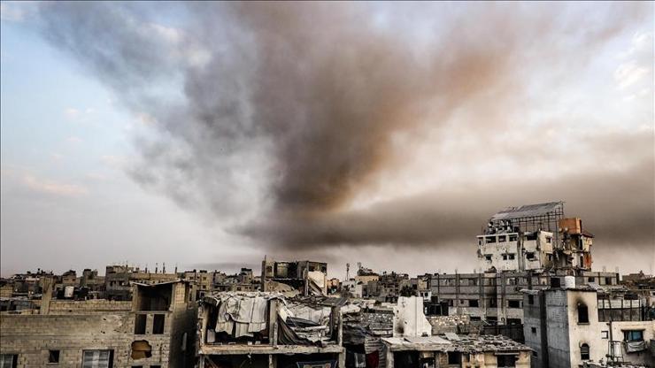 İsrail, Gazze’ye hava ve topçu saldırısı düzenledi İsrail, Gazze’ye hava ve topçu saldırısı düzenledi
