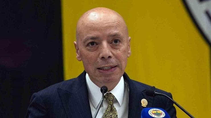 Fenerbahçe Başkanvekili Murat Salar: Camiamızı mutlu etmeye devam edeceğiz Fenerbahçe Başkanvekili Murat Salar: Camiamızı mutlu etmeye devam edeceğiz