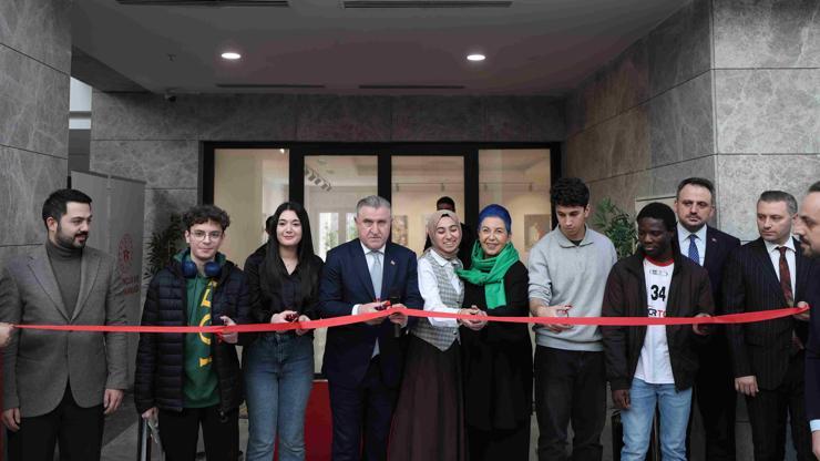 “Genç Sanat Mekan” genç sanatçıların hizmetinde! Bakan Bak, tanıtım programında konuştu “Genç Sanat Mekan” genç sanatçıların hizmetinde! Bakan Bak, tanıtım programında konuştu