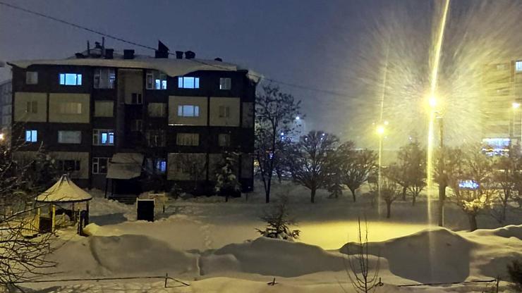 Bitlis'te eğitime kar tatili