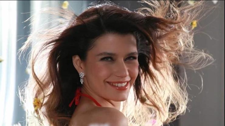 Beren Saatten müzik dünyasına ilk adım