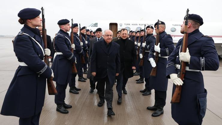 Milli Savunma Bakanı Güler, Almanya’da