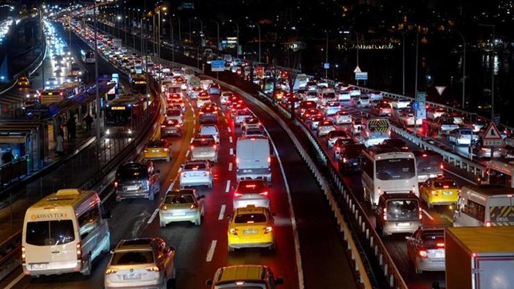  İstanbul'da trafik yoğunluğu yüzde 89'a çıktı