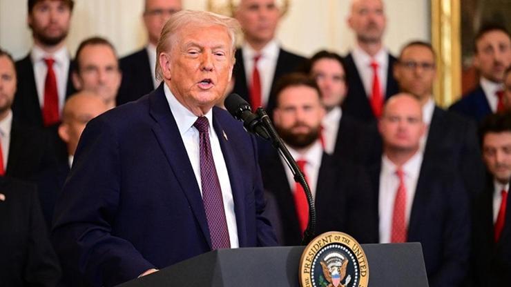 Trump'tan 'Grönland' tehdidi: Aynı fikirde olmayana vergi uygularım