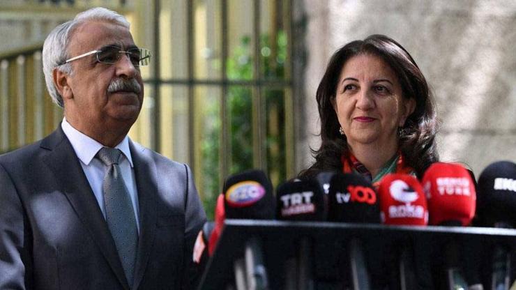 SON DAKİKA | DEM Parti heyeti İmralı'ya gitti SON DAKİKA | DEM Parti heyeti İmralı'ya gitti