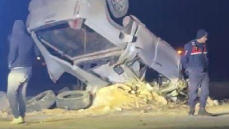Otomobilin takla attığı kaza kamerada; 3 yaralı Otomobilin takla attığı kaza kamerada; 3 yaralı